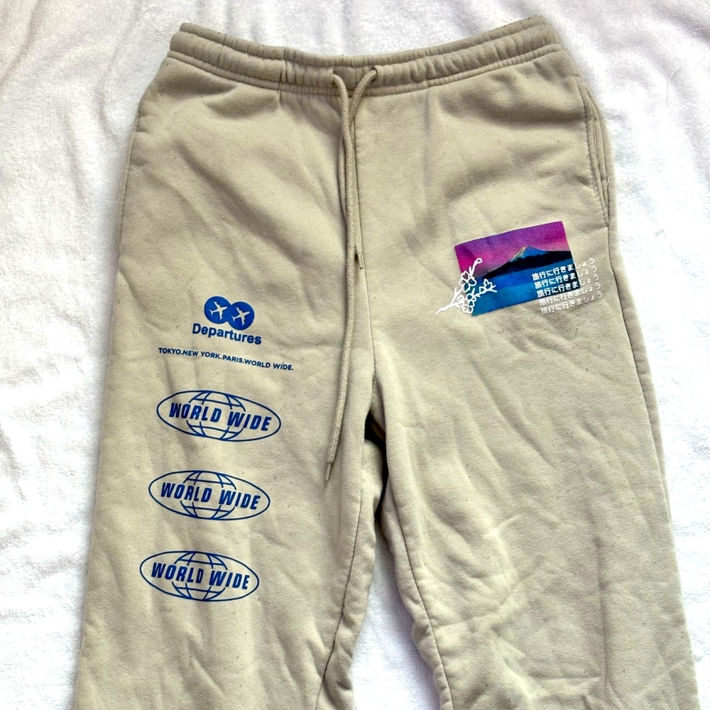 Tan Joggers Multi Color Print BARKEY WORN Size Small
Great Condition